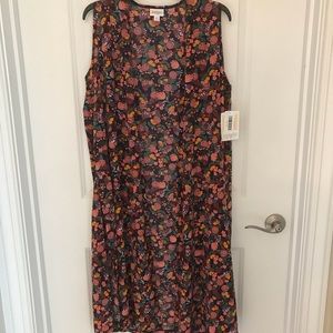 Medium LulaRoe Joy